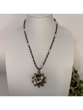 Faux Pearl Faceted Purple Beads 3-D Floral Pendant Necklace Vintage-Inspired